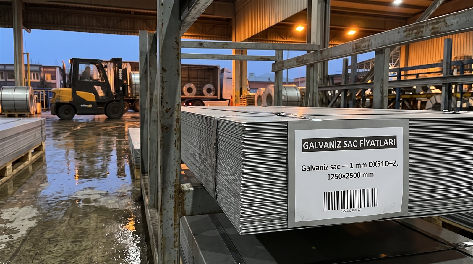 Galvaniz sac 1 mm DX51D+Z, 1250×2500 mm, sevkiyat alanında